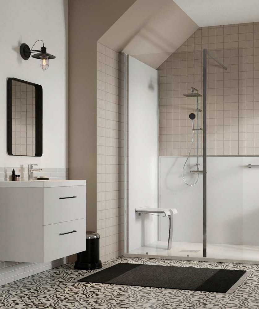 Salle de bain PMR aménagé par un architecte d'intérieur in Gard